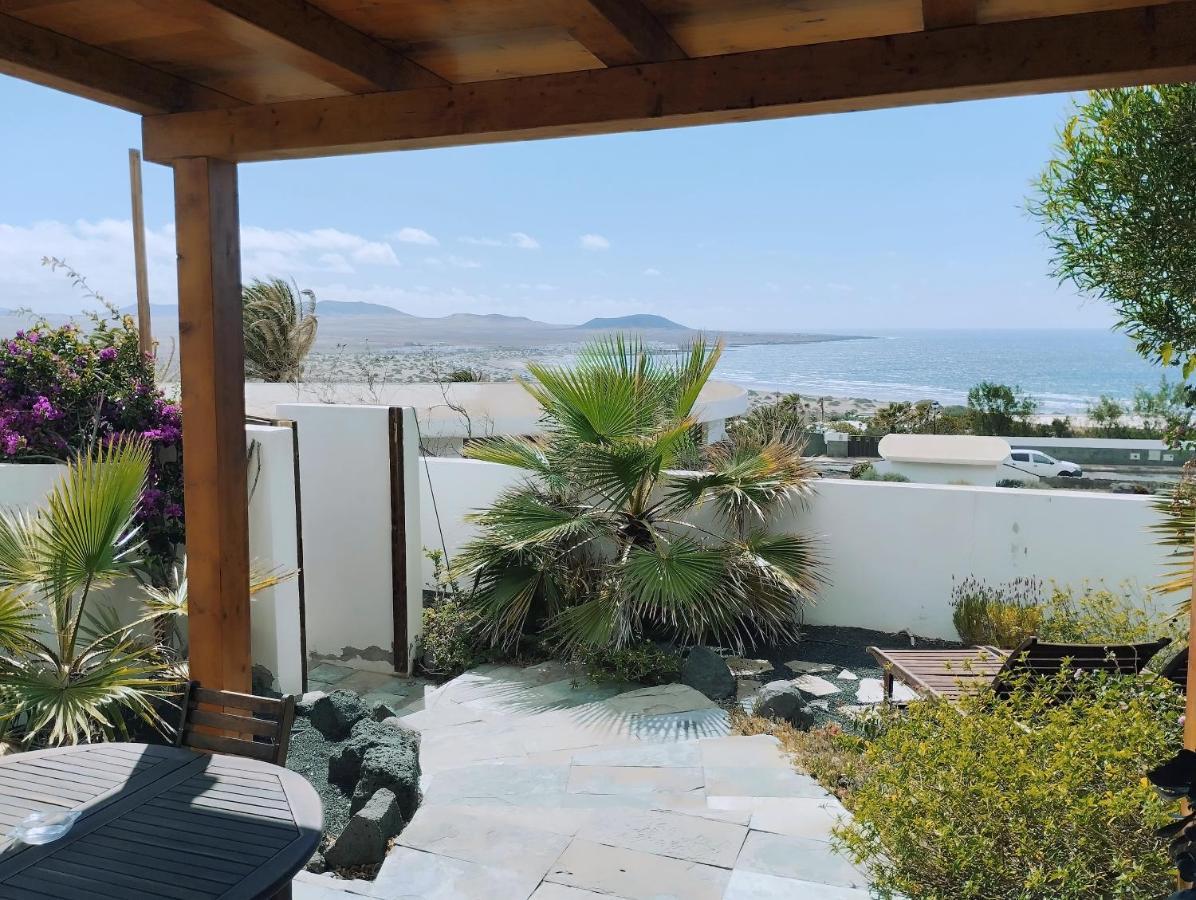 Beautiful Small Bungalow, Amazing Views And Garden Famara Extérieur photo