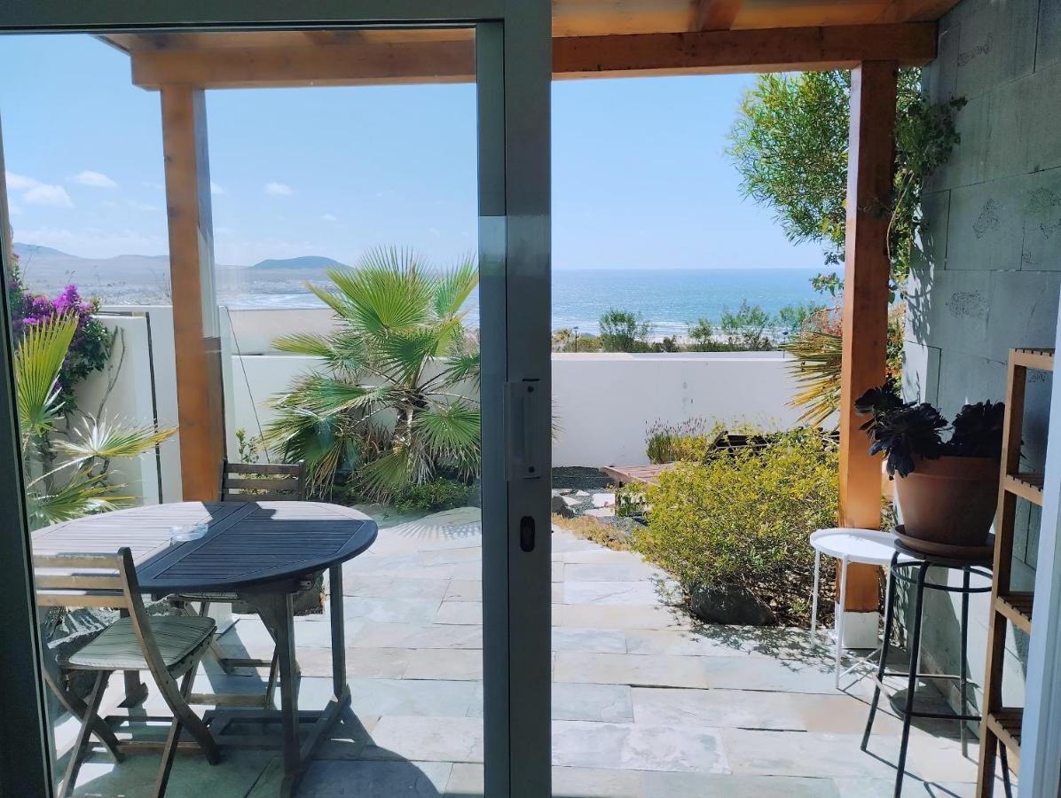 Beautiful Small Bungalow, Amazing Views And Garden Famara Extérieur photo