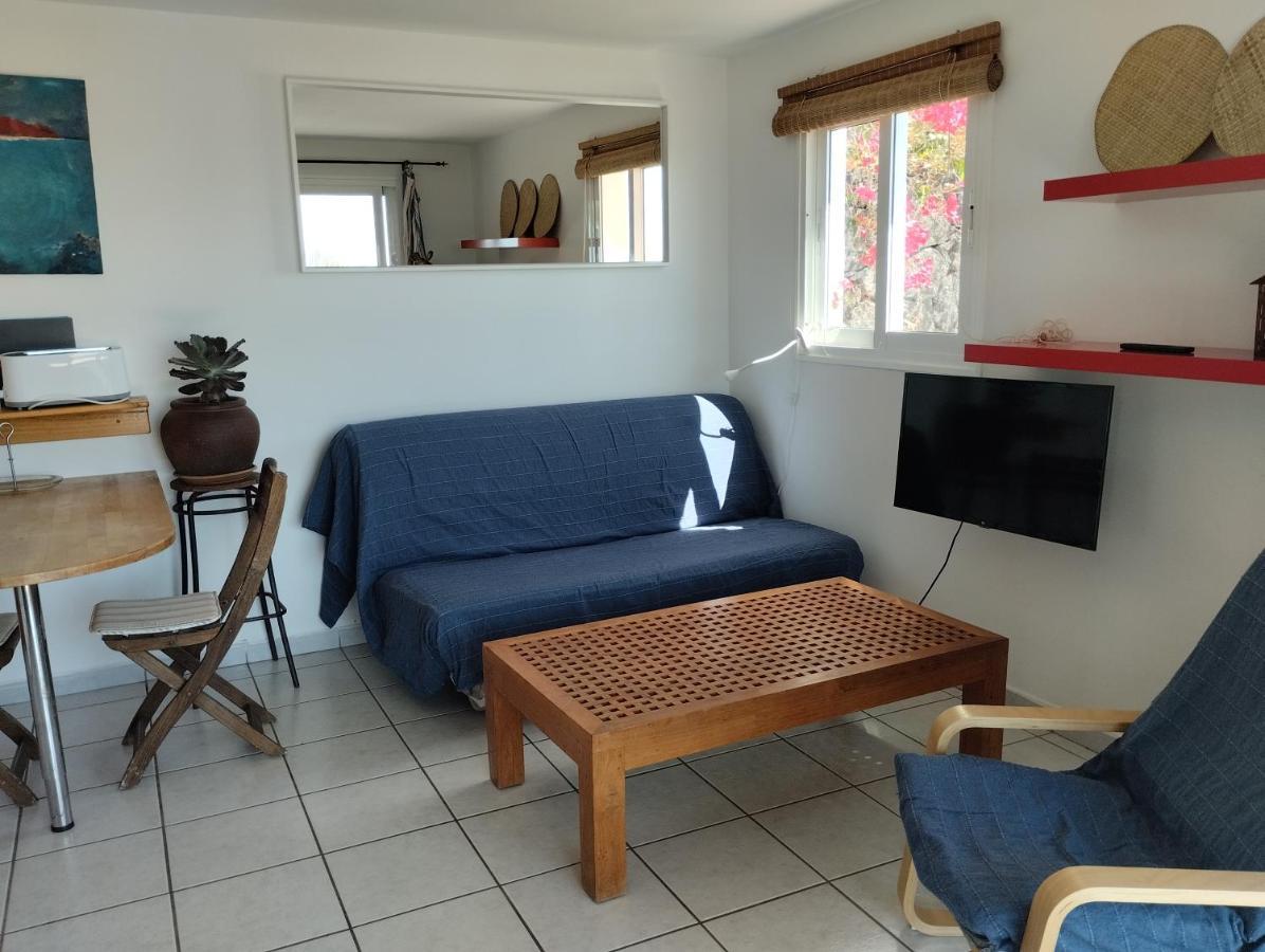 Beautiful Small Bungalow, Amazing Views And Garden Famara Extérieur photo